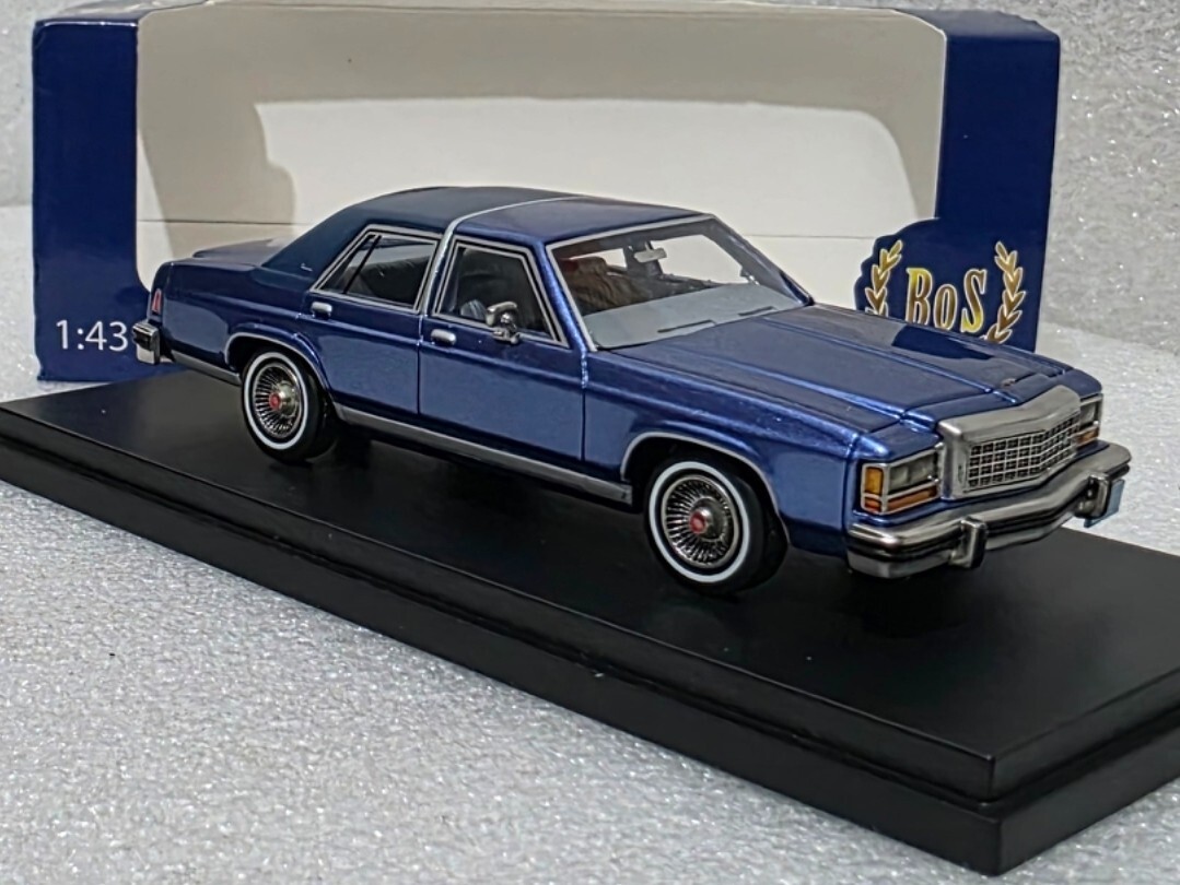 Ford USA LTD Crown Victoria 1986 Blue 1:43 BoS BOS43310 EXTREMELY