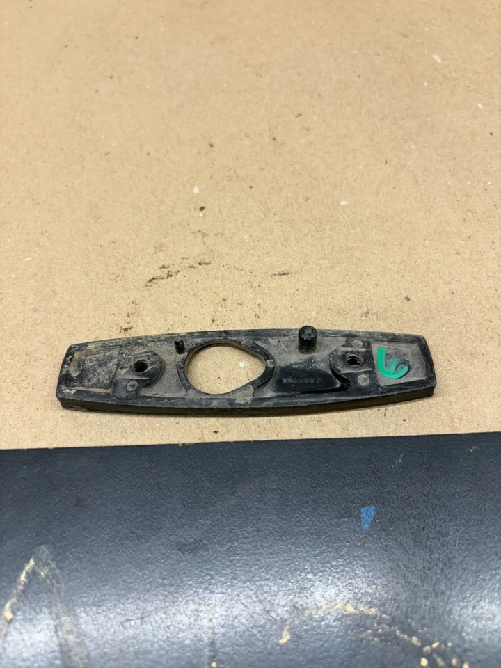 1 USED SIDE MIRROR GASKET MOUNT SHIM CAMARO NOVA IMPALA CHEVELLE GTO 9829667 OEM - Image 2 of 4