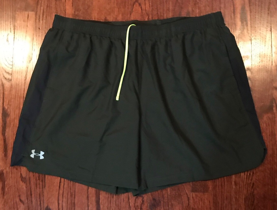Мужские светоотражающие шорты для бега Under Armour за 33 новозеландских доллара зеленый Размер 2XL 1272868 4790₽