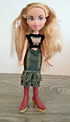 Vintage 2001 BRATZ Doll CLOE Blonde MGA