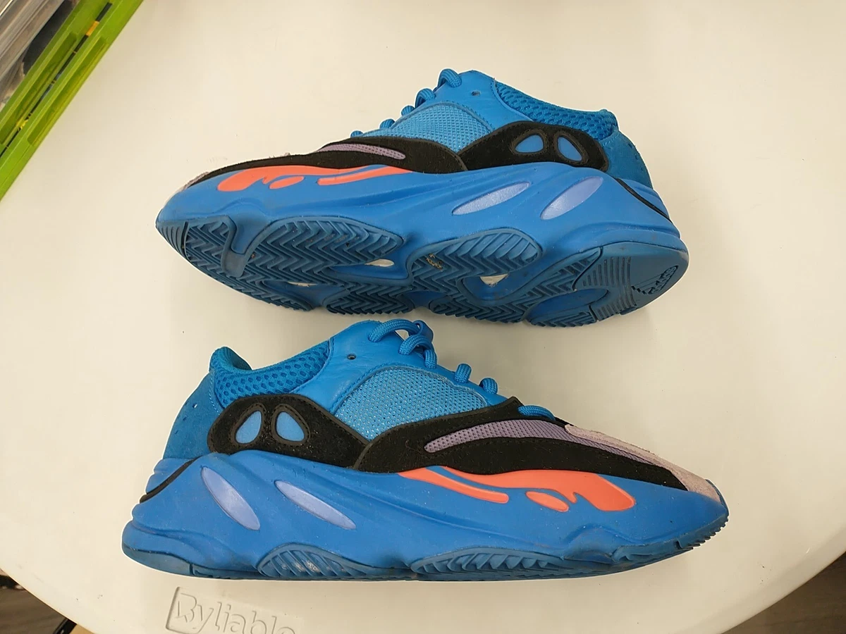 Yeezy shop 700 azul