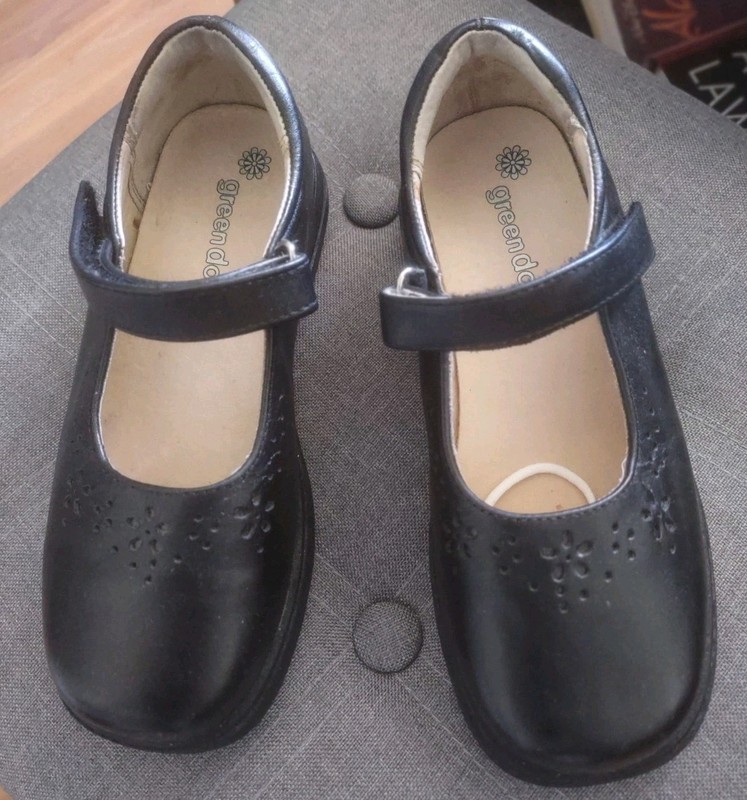 GREENDOG  Shoes Black Leather Mary Janes Size 1.5 Great Pre-owned Condition 