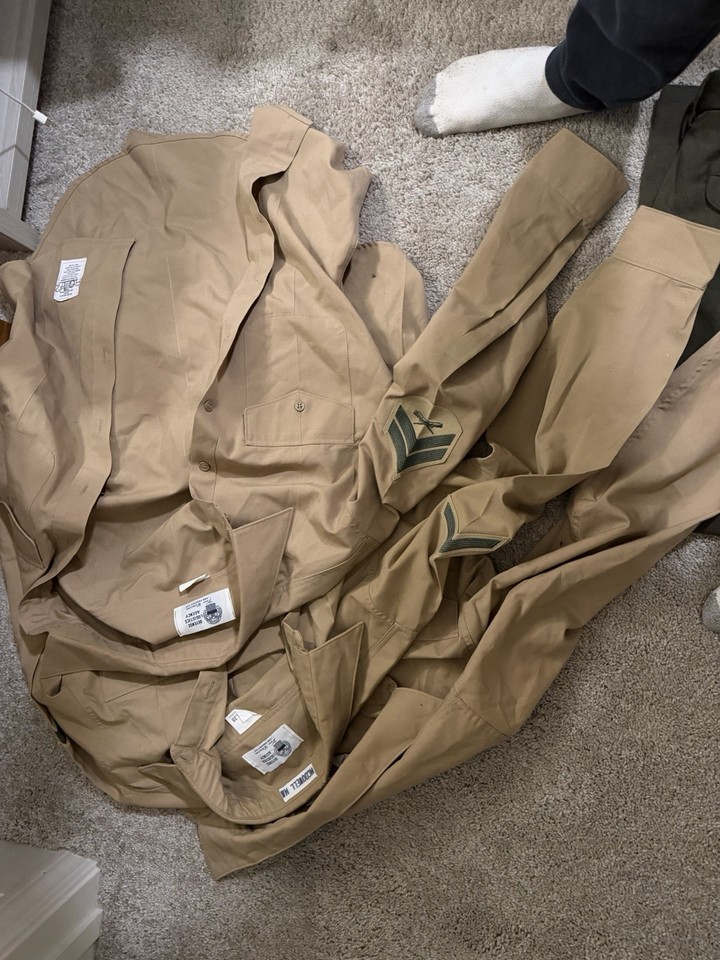 Authentic US Marine Corps Uniform Lot – Dress Blues + Service Uniform ...