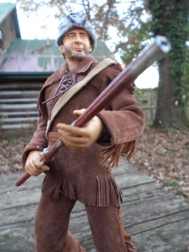 FESS PARKER / DAVY CROCKETT ~ WALT DISNEY /  MARX JOHNNY WEST CUSTOM FIGURE