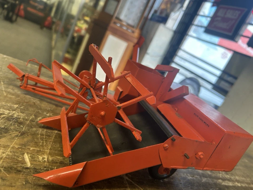 Allis Chalmers All Crop Harvester 1/20 Pressed Steel Farm Imp Replica By Benge - Image 4 of 4