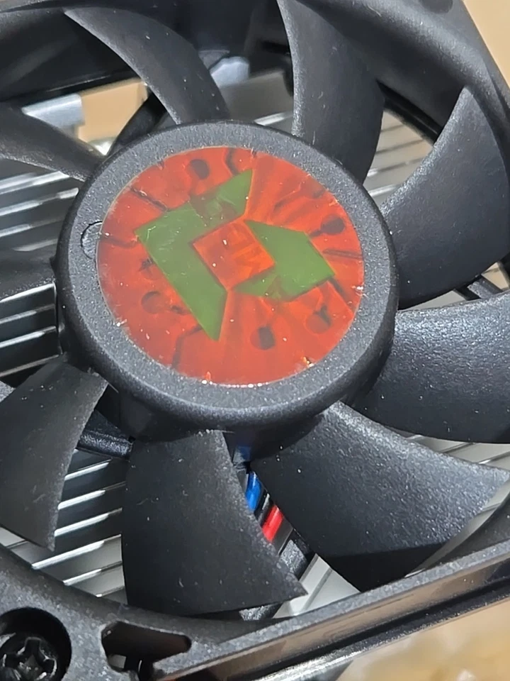 Vintage AMD Athlon For Windows XP 2500+ Heatsink Fan Processor Open Box - Image 4 of 4