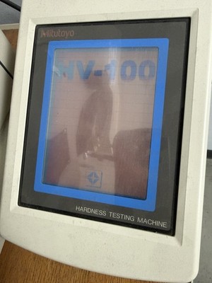 MITUTOYO HV 100 SERIE MITUTOYO HÄRTEPRÜFER DISPLAY