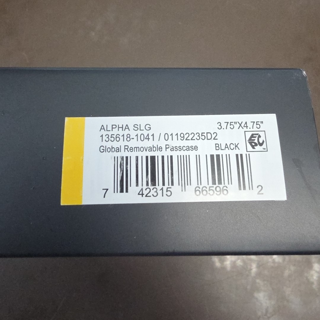 TUMI ALPHA SLG GLOBAL REMOVABLE PASSCASE RFID WALLET BLACK