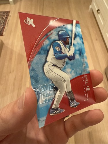 2002 FLEER E-X CARLOS DELGADO CREDENZIALI ESSENZIALI ORA /73 #73 - Foto 2 di 11