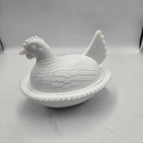 Vtg WHITE Indiana Milk Glass Chicken Hen Nest Covered Dish Trinket Candy Dish