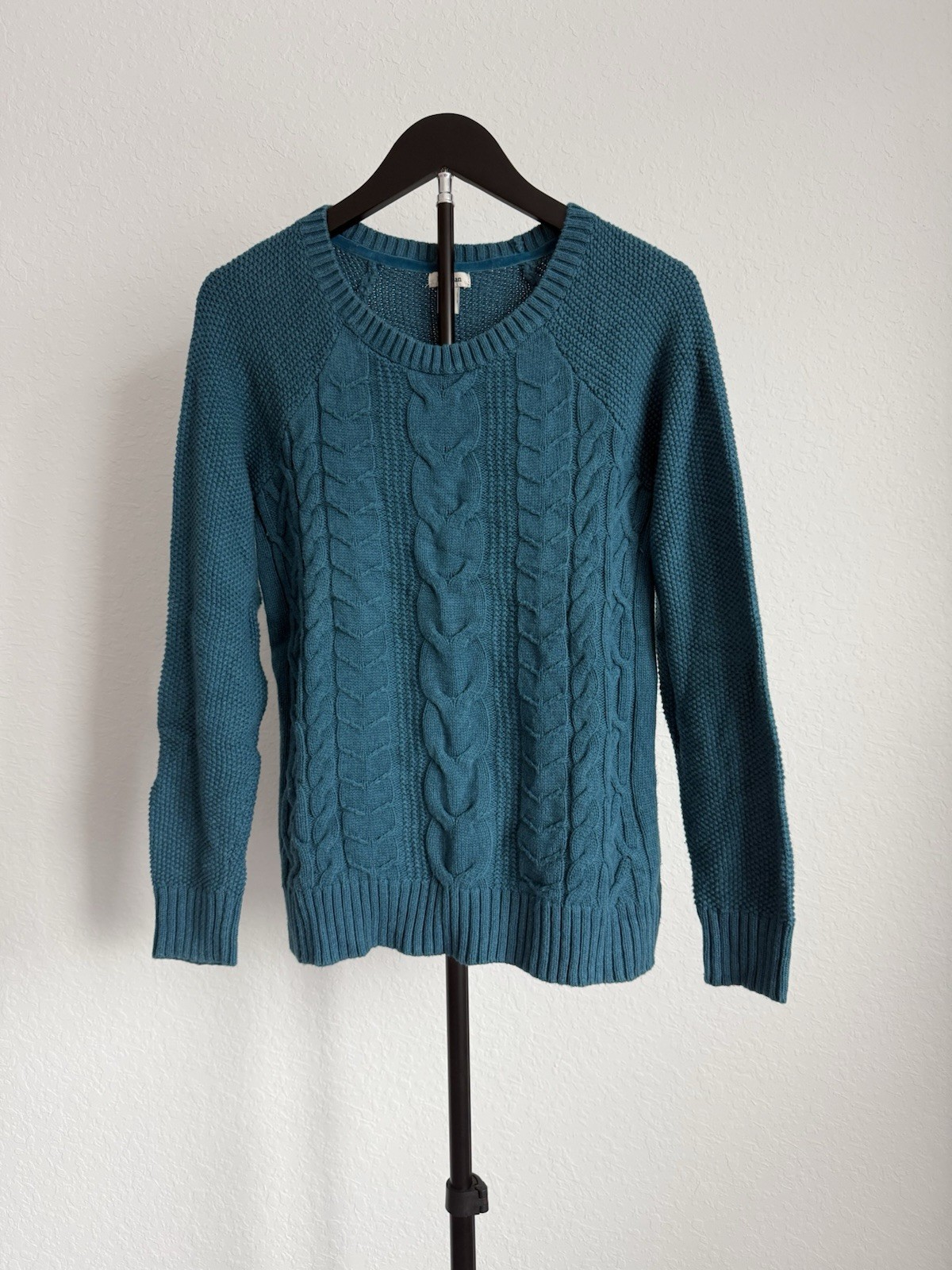 L.L. Bean Sweater Womens Medium Teal Cable Knit Preppy Raglan Sleeve Pullover