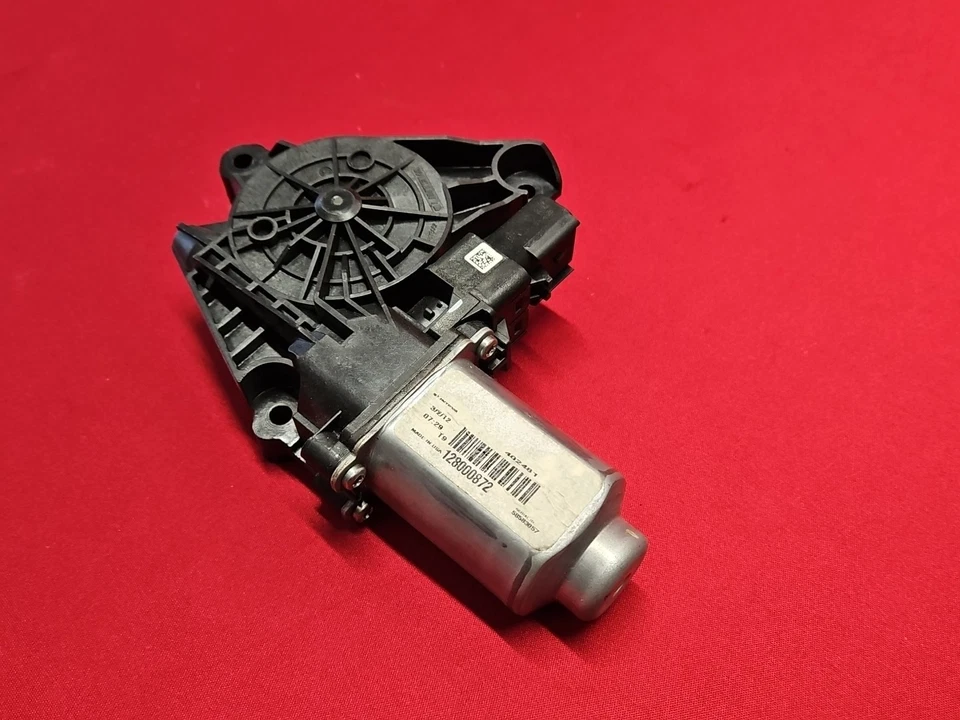 Dodge Charger 2011-2023 motor de ventana eléctrica delantero izquierdo/conductor - 128000872 Foto 2 de 4