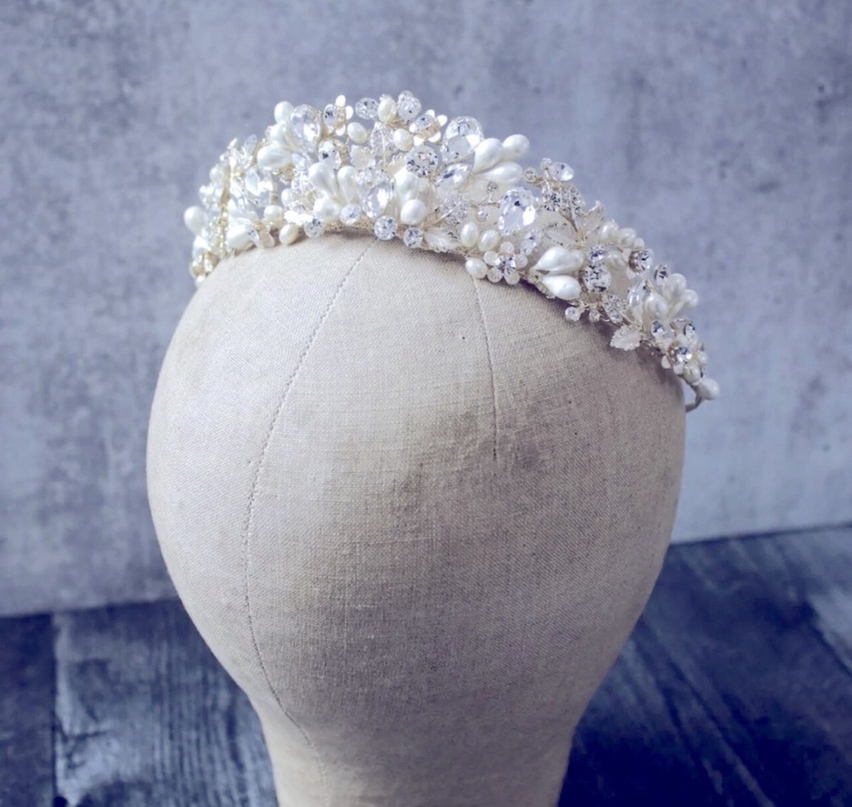 Giselle Bridal Beaded Pearl Tiara | eBay display picture 1
