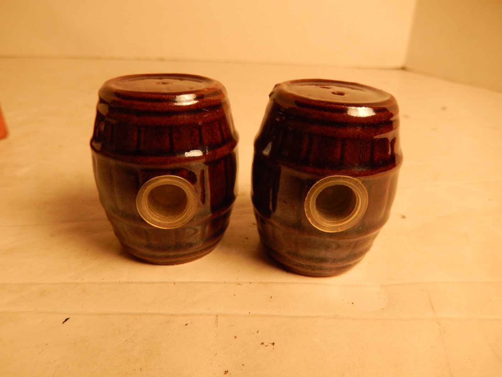 Vintage Japan Enesco Beer Barrels Ceramic Salt & Pepper Shaker Set eBay