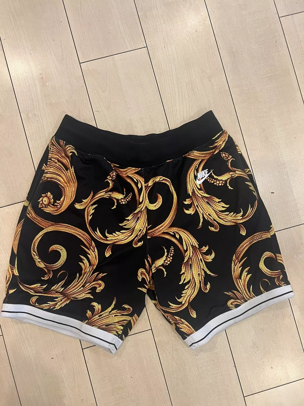 Short Nike x Supreme SS14 Nike taille S noir mousse