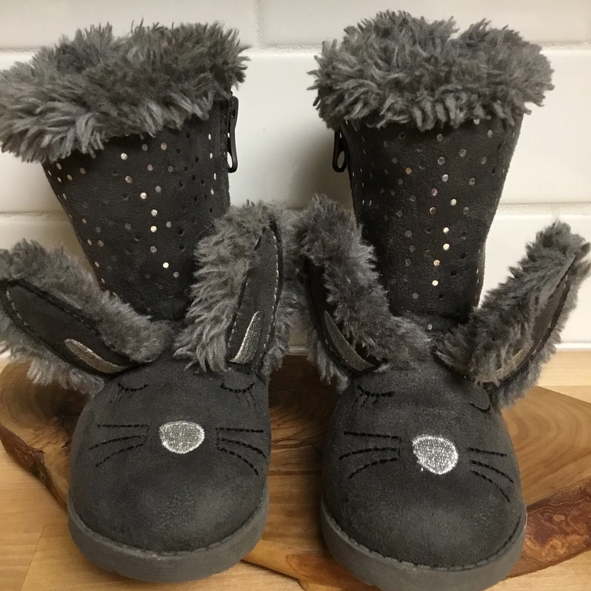 Toddler Girls Winter Boots Sz 5 Gray Fur Bunny Ears Pom Pom Tail