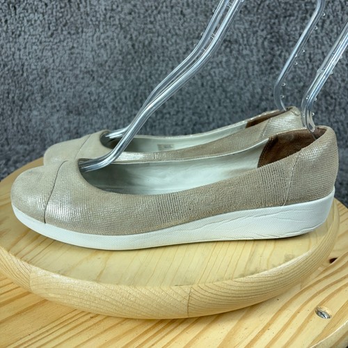 FitFlop Flats Womens Size 9 Leather Slip On Shoe Casual Comfort Loafer - Picture 1 of 8