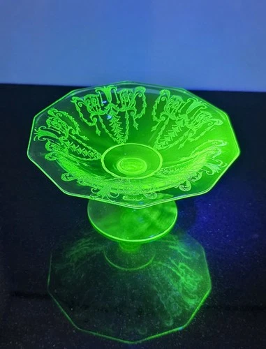 Vintage Green Uranium Depression Glass Cambridge Cleo Decagon Bowl