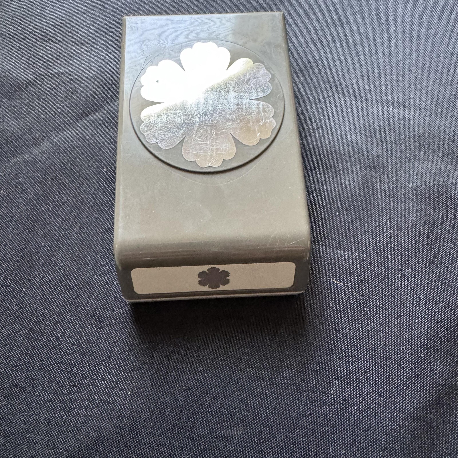 Picture 1 of 4
