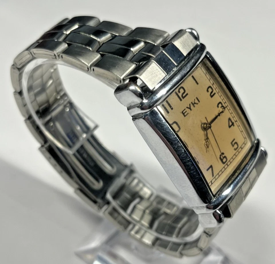 EYKI KE111G 32mm peach faced tank with new battery. - Image 2 of 4