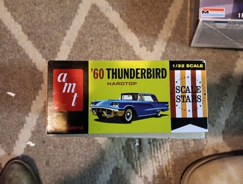 NEW AMT 1:32 SCALE STARS " 1960 THUNDERBIRD HARDTOP " RETRO DELUXE AMT1135/12 - Picture 3 of 7