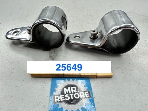 Yamaha TY250 1974-77 Par de soportes y cauchos de faros de cubierta de horquilla superior OEM - Imagen 5 de 7