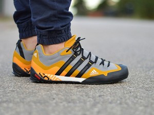 terrex adidas swift solo