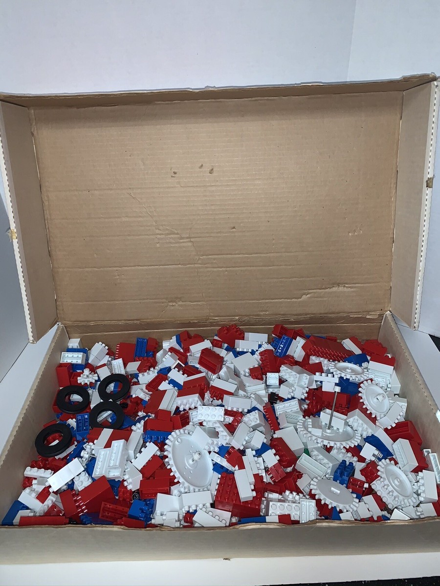 VIntage Sears BRIX BLOX Bricks Blocks 1400 Piece Set Red White