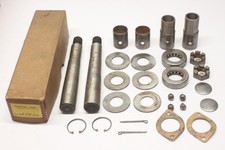 NOS Vintage Car or Truck Steering Knuckle Spindle King Pin Set WOHLERT 2KB20
