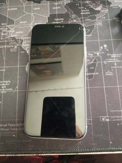 Apple iPhone 11 64 Go Smartphone Pour pièces détachées / ne fonctionne pas