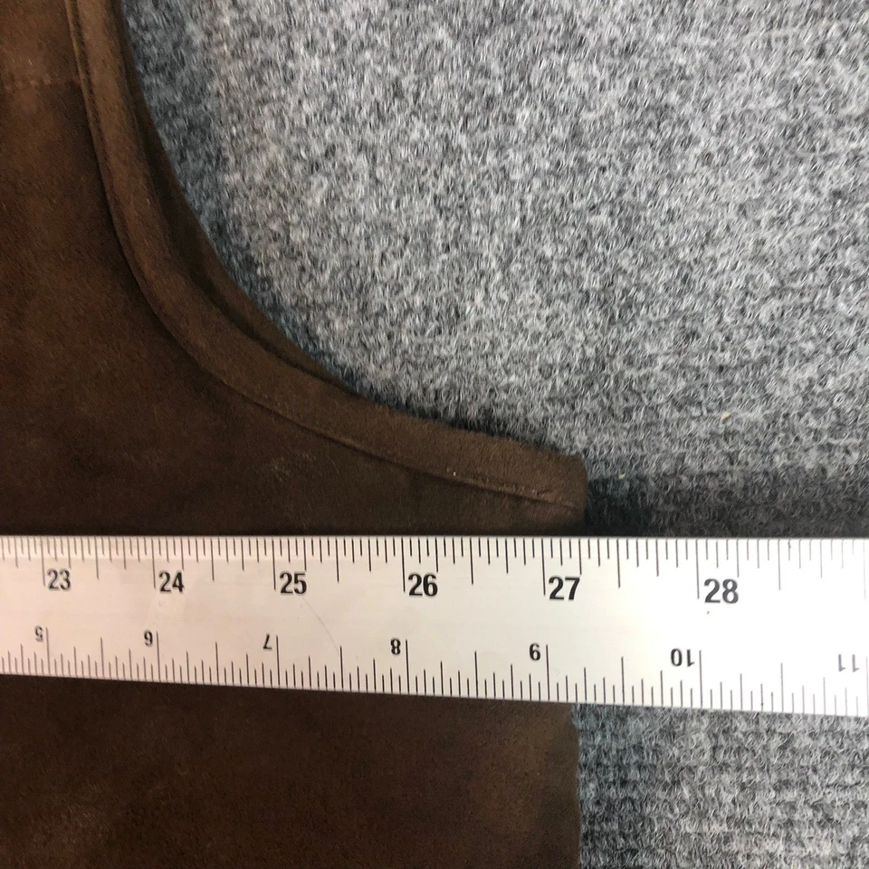 Chaleco acolchado tallado con volantes para hombre marrón gamuza look bolsillos con cremallera completa cuello alto Foto 4 de 4