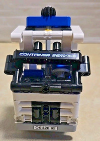 Retired Lego Technic 42062 Container Yard Truck & Loader Vehicle w Manual No Box