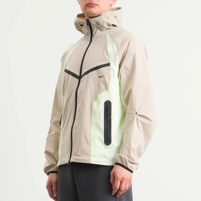 Gr. XXL - Nike Tech Woven Color-Block Windrunner Jacket Cream Zip IU7496-236