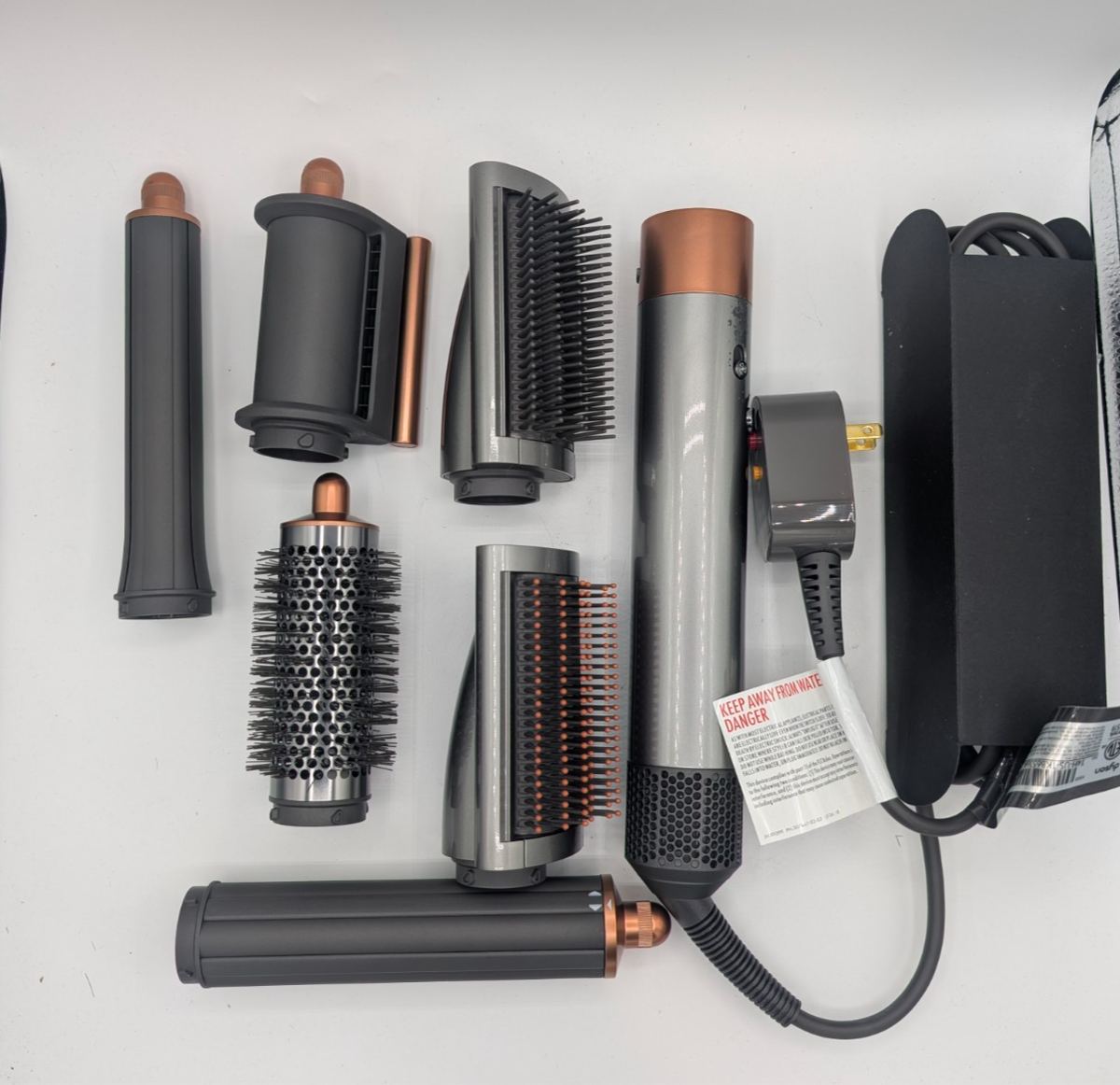 Dyson Airwrap Multi-Styler Complete Long Nickel/Copper, used-read