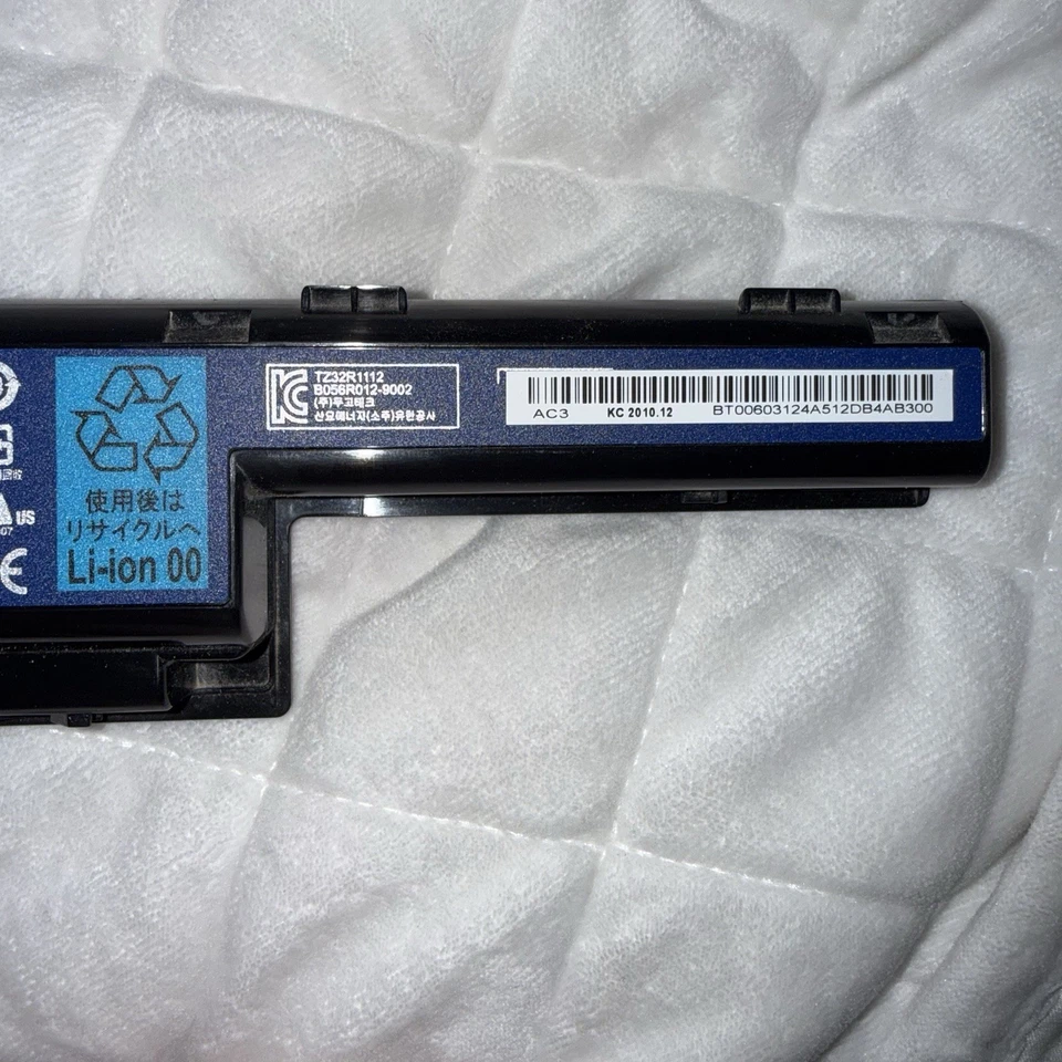 宏碁AS10D31笔记本电脑电池10.8v 4400mAh锂离子电池适用于宏碁 — 第 3/4 张图片