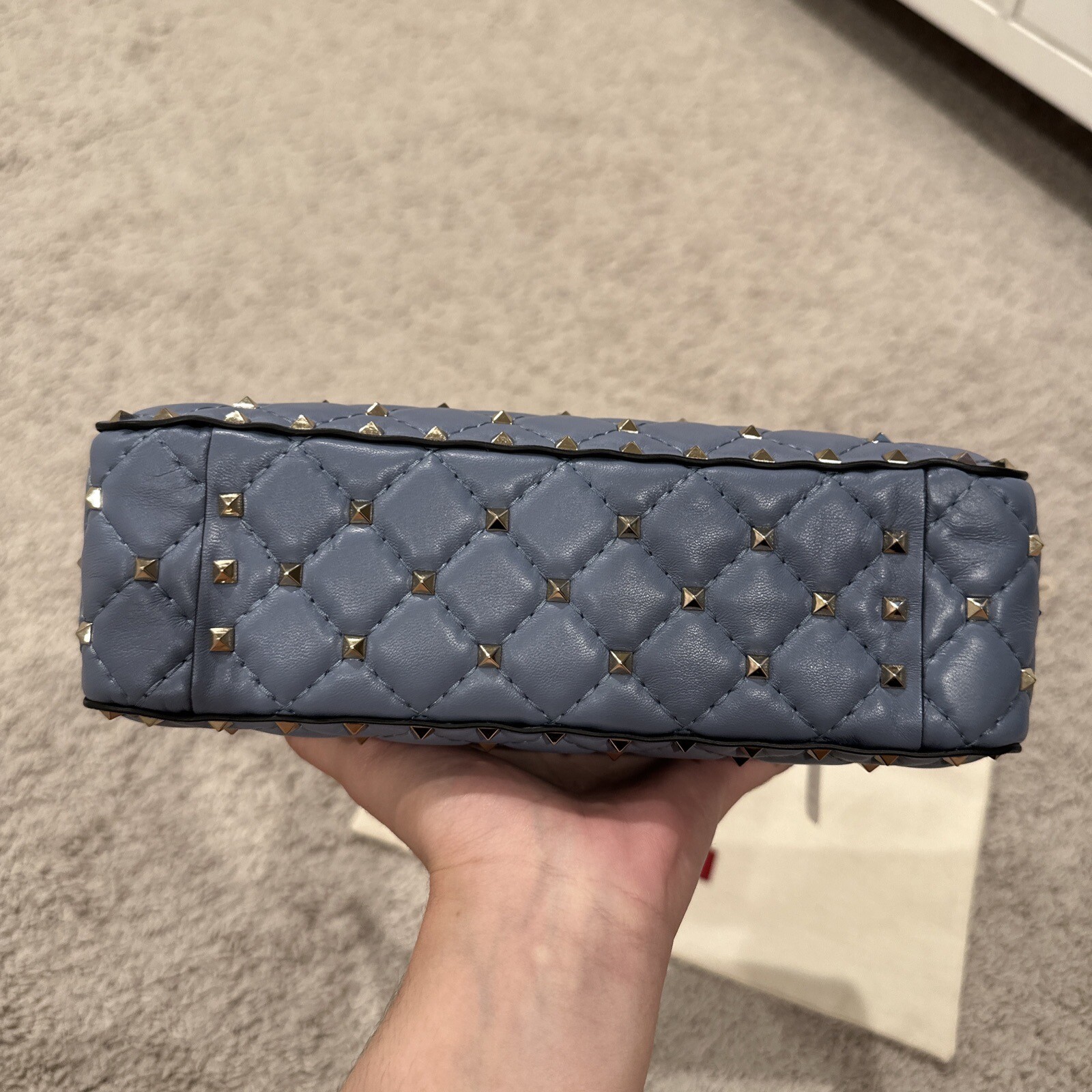 NWT Valentino Garavani Med. Rockstud Spike Calfskin Shoulder Bag Bluish/Grey 💙 image 7
