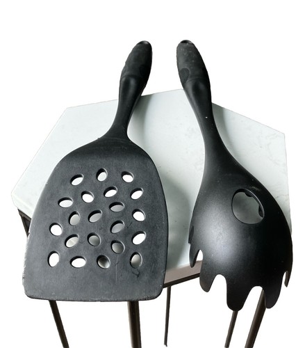 OXO GOOD GRIPS 14.5" BLACK NYLON RUBBER PIERCED HOLE SPATULA & PASTA FORK - Picture 3 of 4