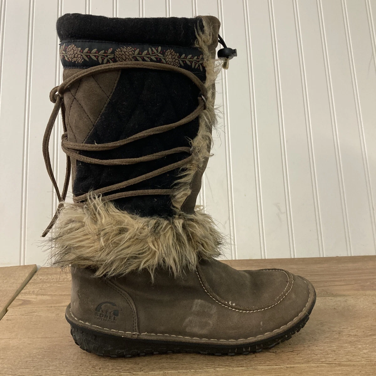 Sorel shearling lined boots sales