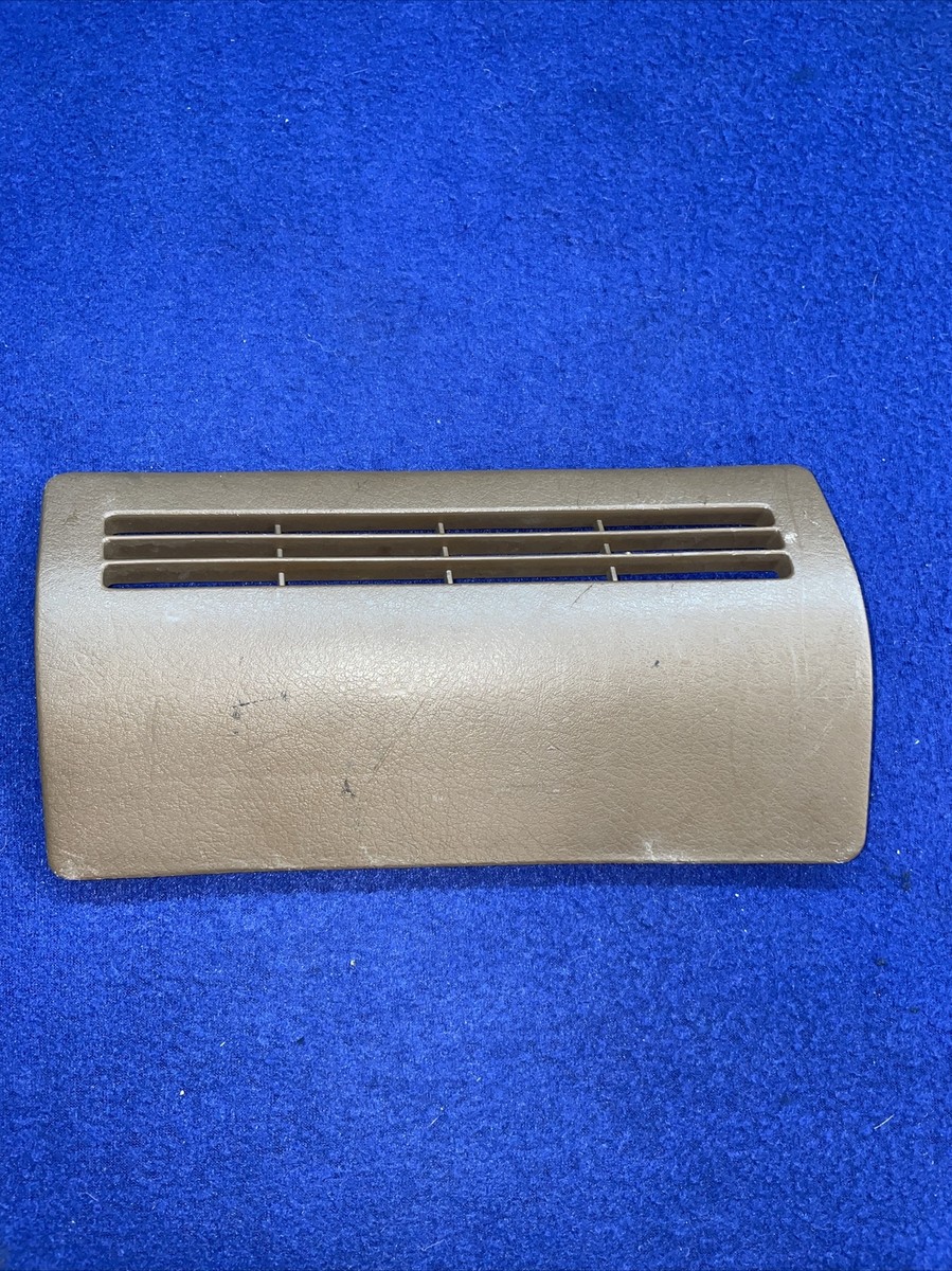 90-96 Nissan 300zx Z32 OEM Rear Hatch Trim Vent RH RIGHT PASSENGER
