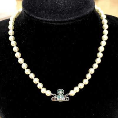 Vivienne Westwood Necklace KITTY Pearl Safety Pin Choker IN BOX | eBay