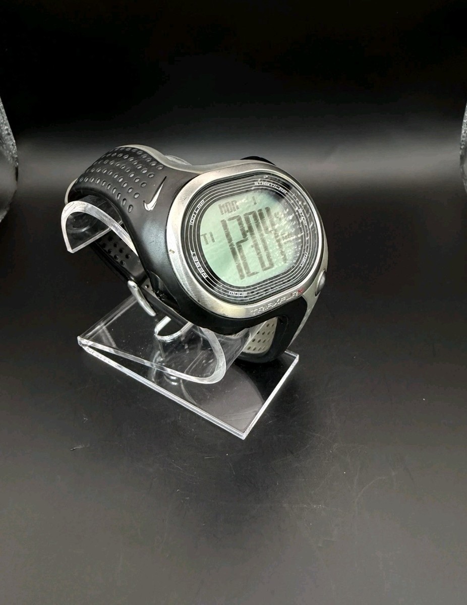 Nike Triax Fury 100 Men's Digital Running Watch WR0140-935 Silver