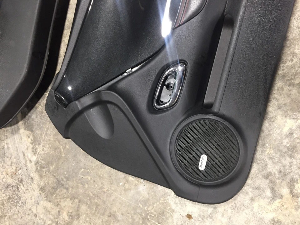 Chevrolet Camaro ZL1 SS 2010-2015 conjunto cupé paneles de puerta tarjeta inserto negro A 2637 Foto 2 de 4