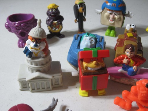 90s Restaurant and Other Small Toys LOT 25 Toys - Picture 8 of 8
