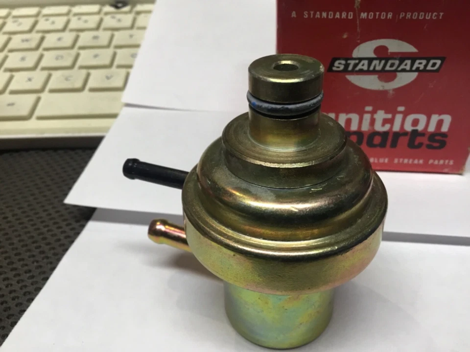 Nuevo modulador de vacío de transmisión automática OEM Motorcraft TM-28, D4AZ-7A377-A Foto 2 de 3