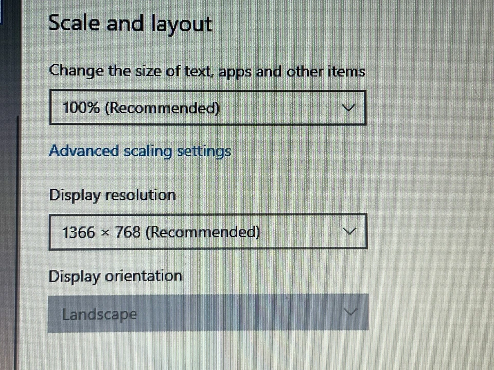 Emachines E525 Laptop 15.6" Screen SSD 128GB Ram 4GB Intel Core 2 Duo Windows - Image 2 of 4