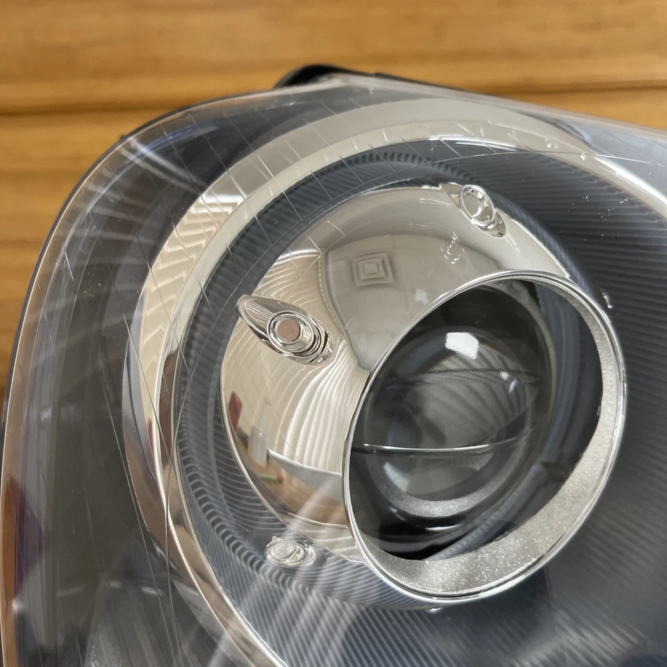 Оригинальная правосторонняя ксеноновая фара для Volkswagen Golf Jetta GTI MK5 2005-2010 годов выпуска - Изображение 2 из 4