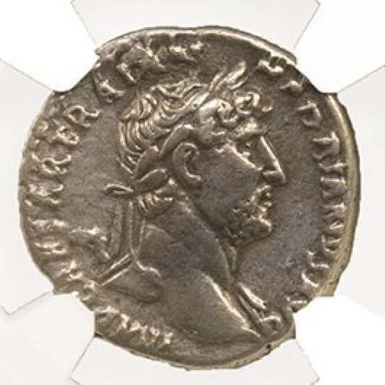 NGC (MUITO BOM ESTADO) Denário de Adriano AD 117-138 NGC Prata Romana Antiga Muito Bom Estado - Imagem 2 de 2