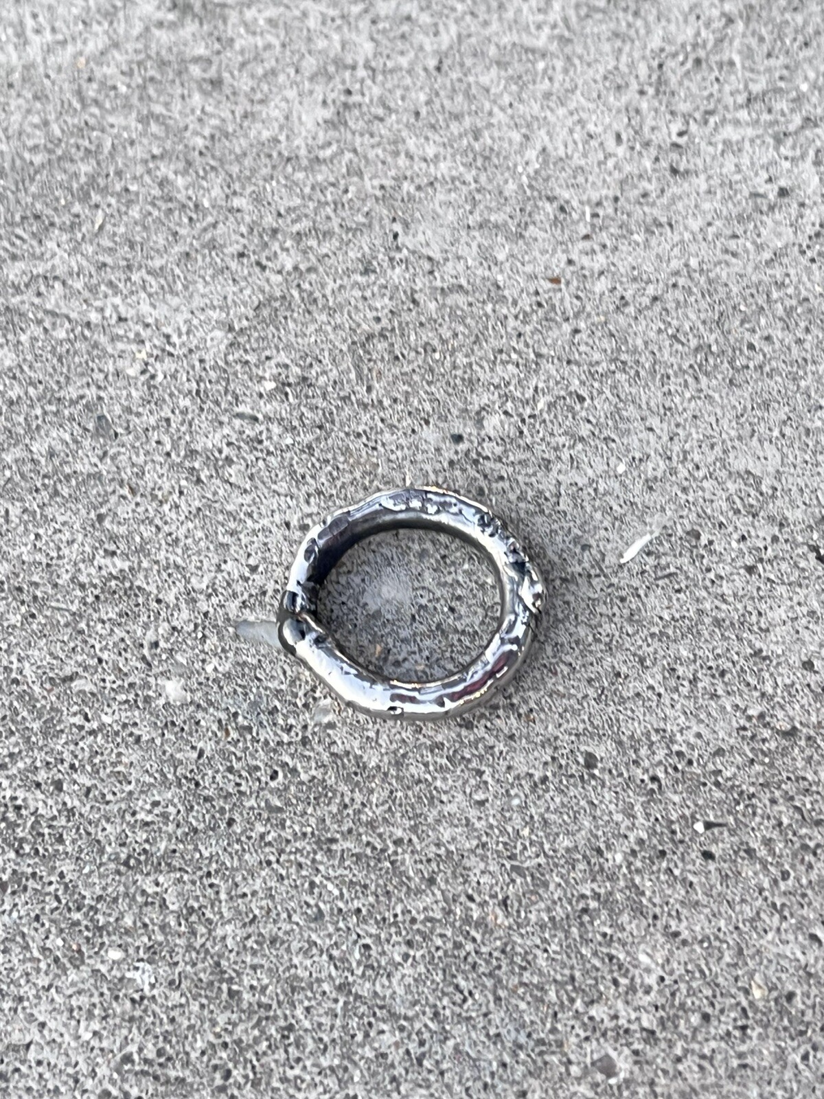Bague en acier inoxydable de luxe Zu par Gingazala 57,7mm