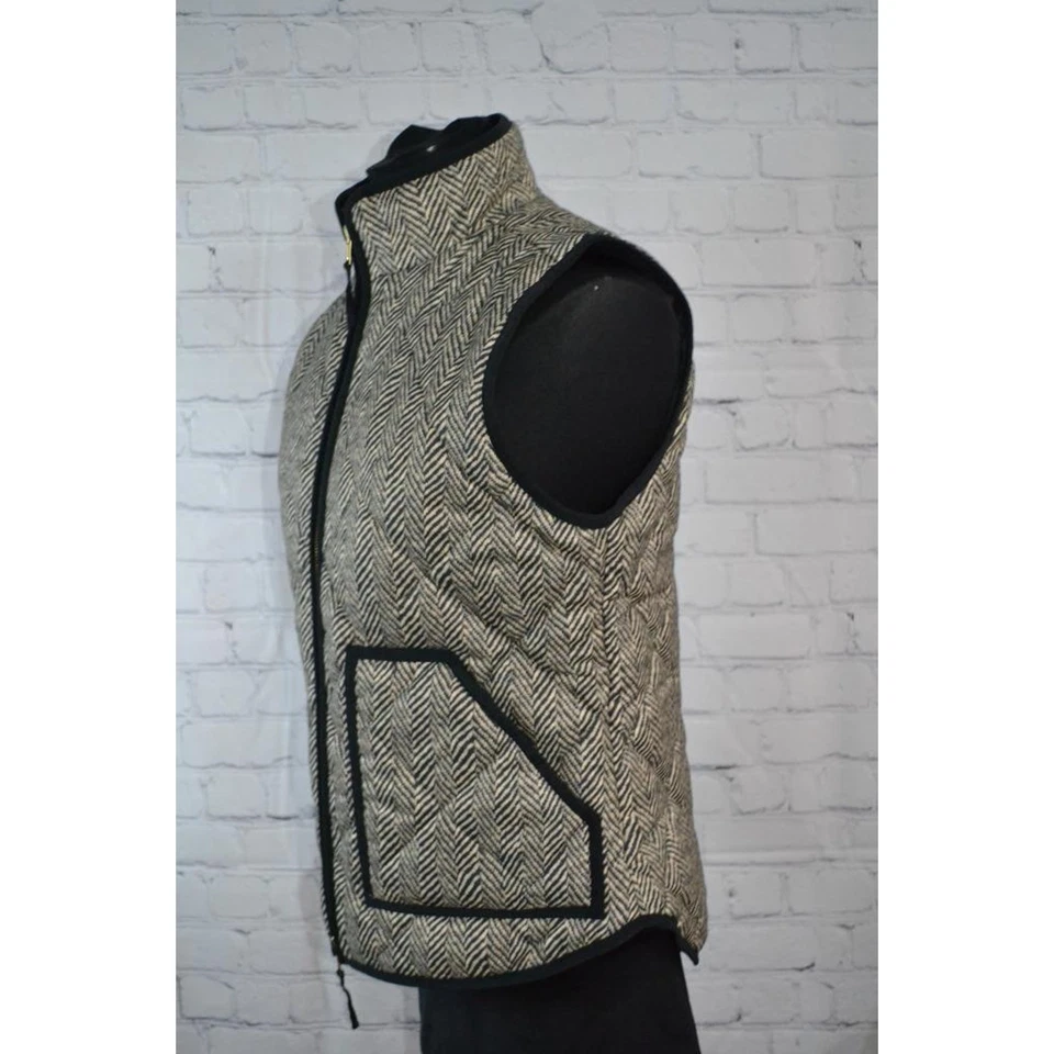 47851-a JCrew Quilted Jacket Vest Womens Sze Small Green Herringbone - Image 4 of 4