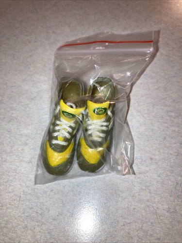 1/6 Scale New Balance 12" Action Figure Shoes Army Green/Yellow - Picture 7 of 7